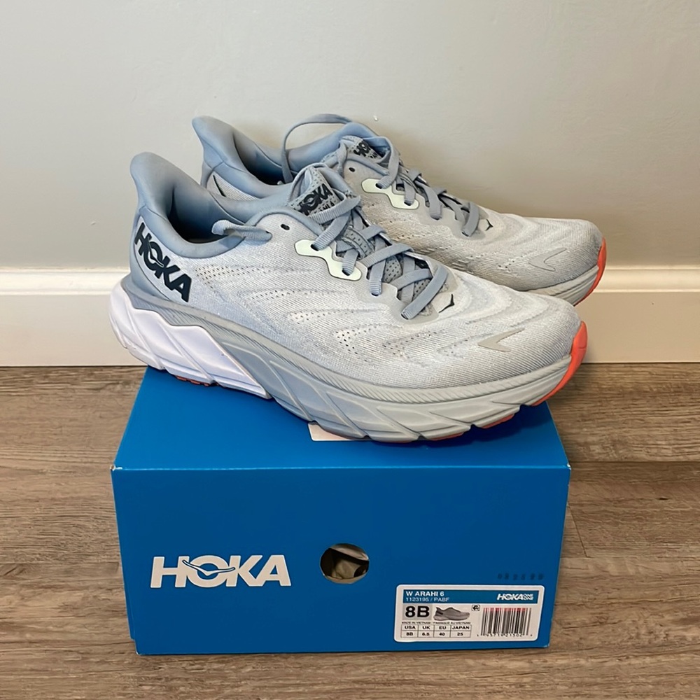 Hoka Arahi 6